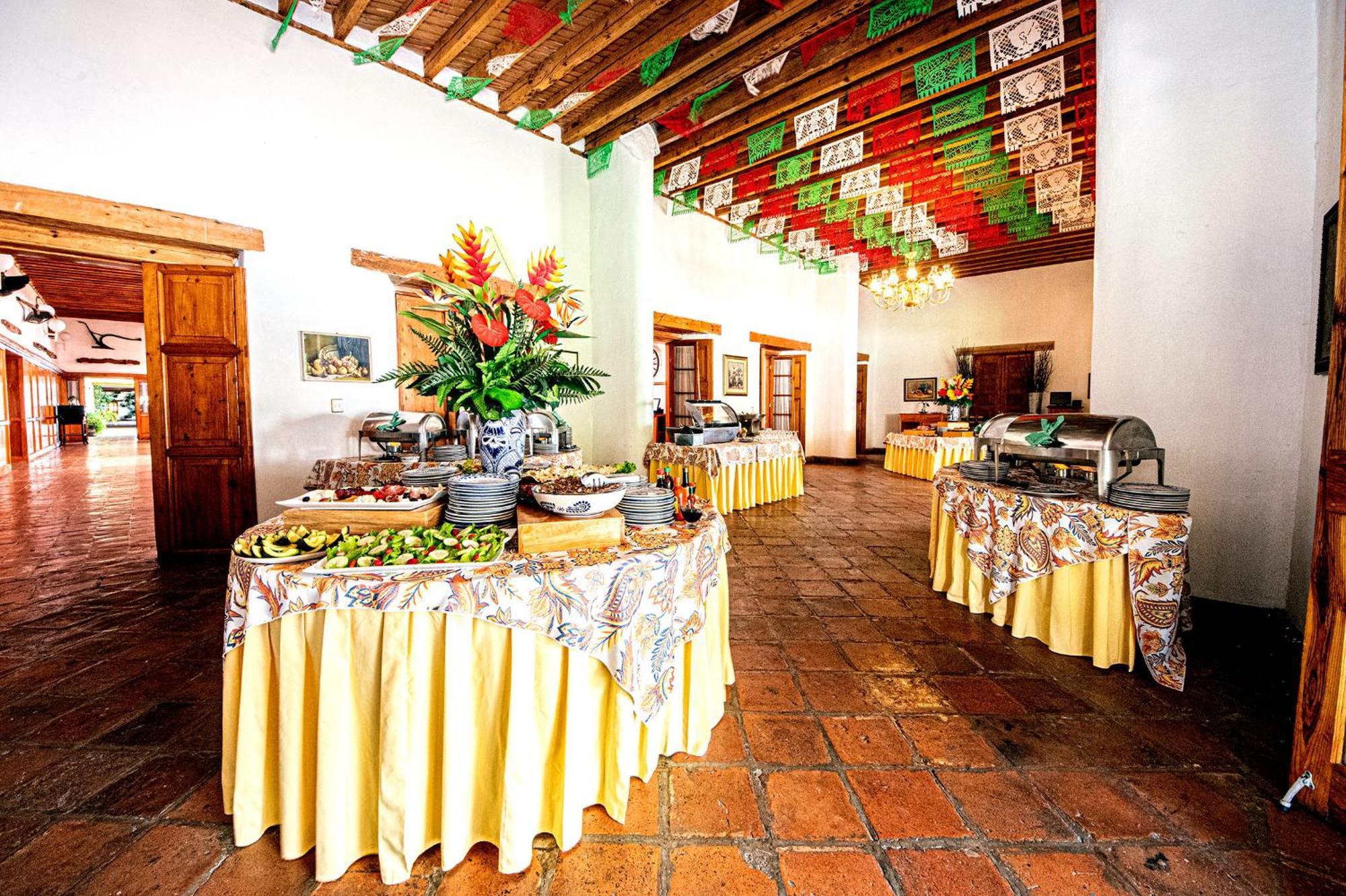 Hotel Hacienda Cantalagua Golf Контепек Экстерьер фото
